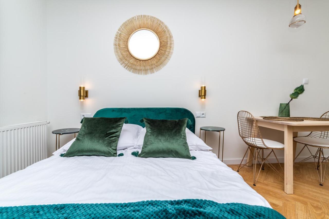 Pobookowane Barbary Delux Old Town Apartment Гданск Екстериор снимка
