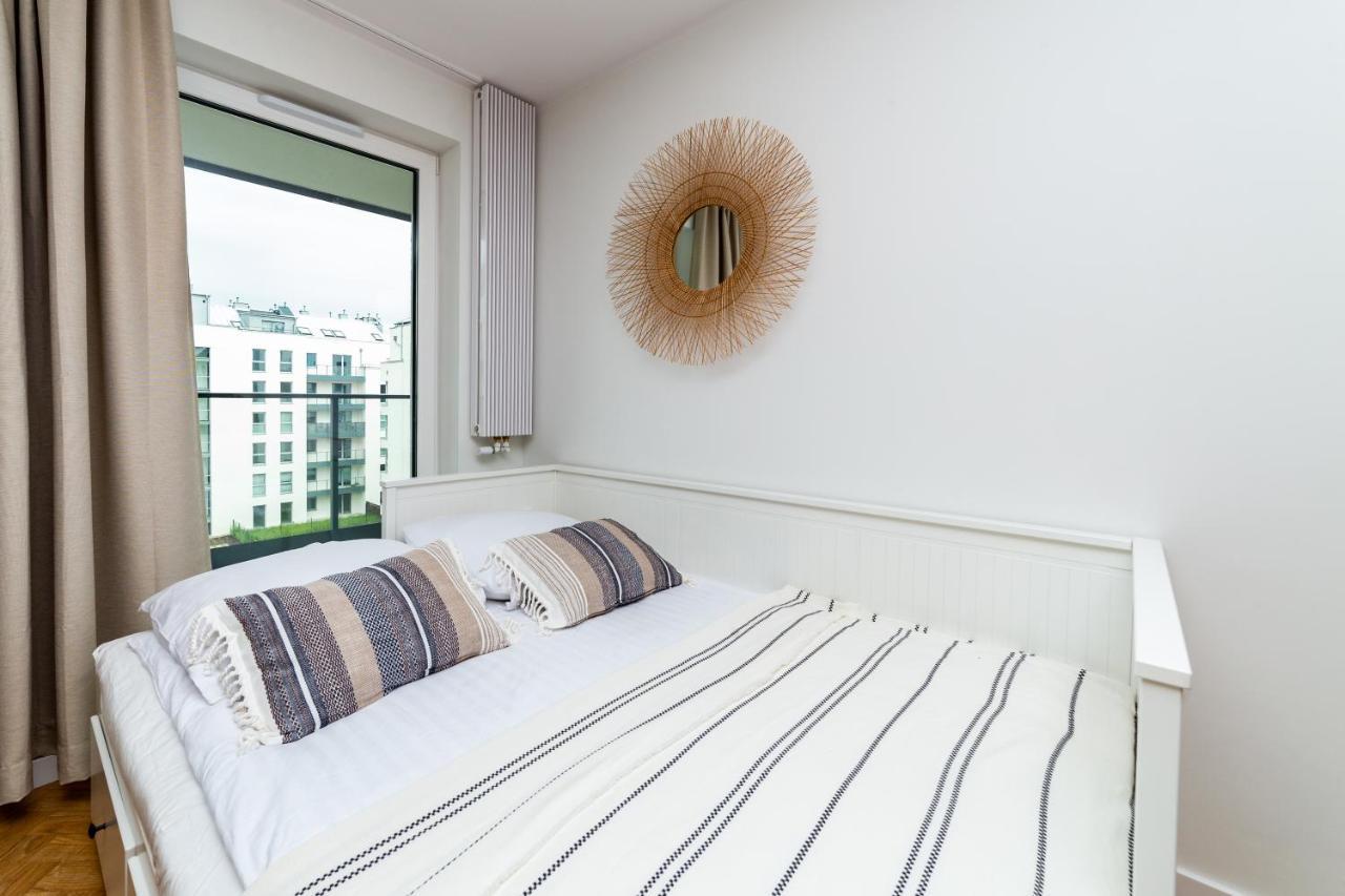 Pobookowane Barbary Delux Old Town Apartment Гданск Екстериор снимка